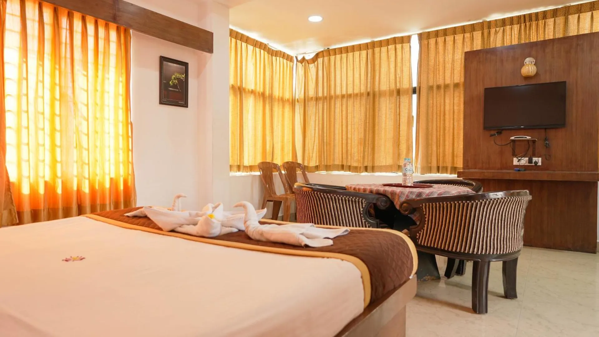 Yashaswi Comforts Hotel Mysore